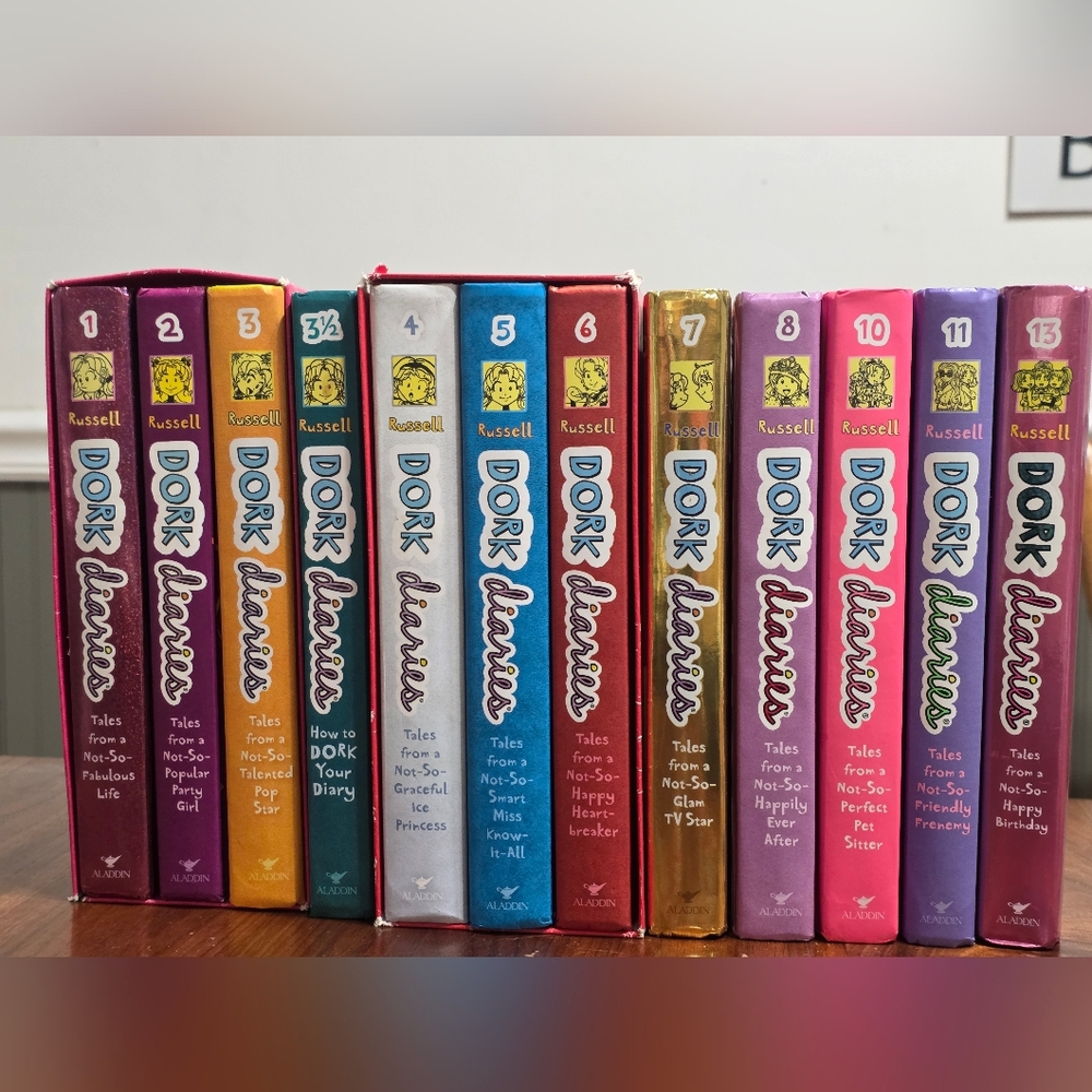 Dork Diaries Book Set by Russell - Multicolor